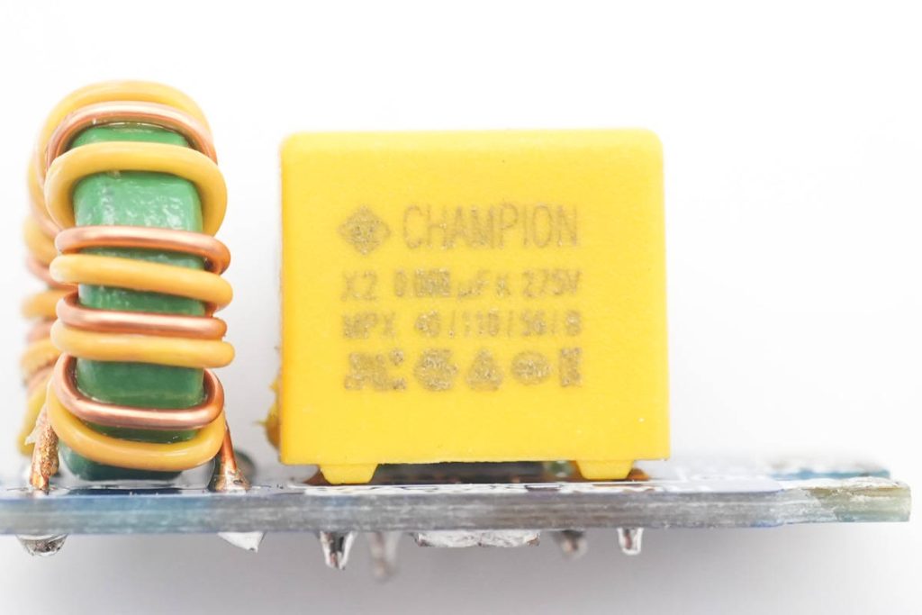 拆解報(bào)告：HKS華科生65W 2C1A快充充電器-充電頭網(wǎng)