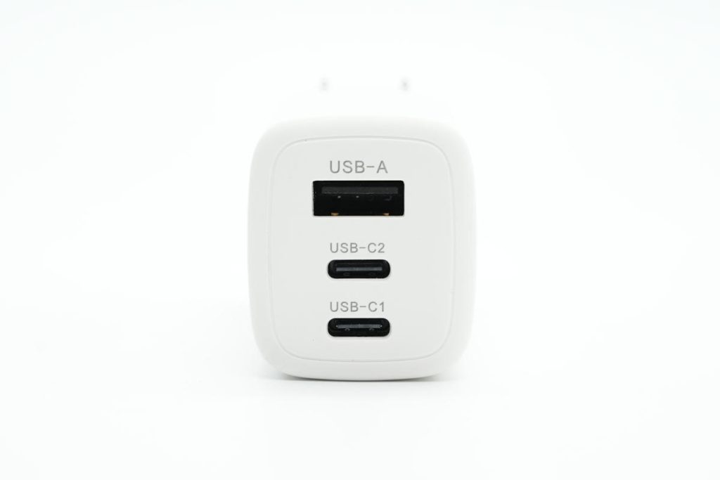 拆解報(bào)告：HKS華科生65W 2C1A氮化鎵快充充電器-充電頭網(wǎng)